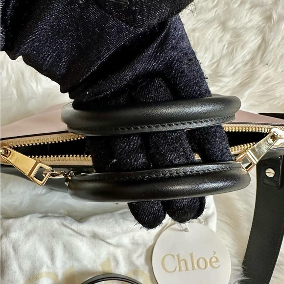 Chloe Crossbody Handbag pink/black in brand new condition comes with dustbag - Picture 6 of 8